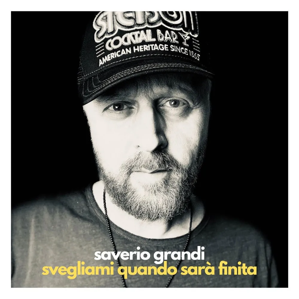 Copertina di Singolo (2021), poi nell’album Segnali di fumo